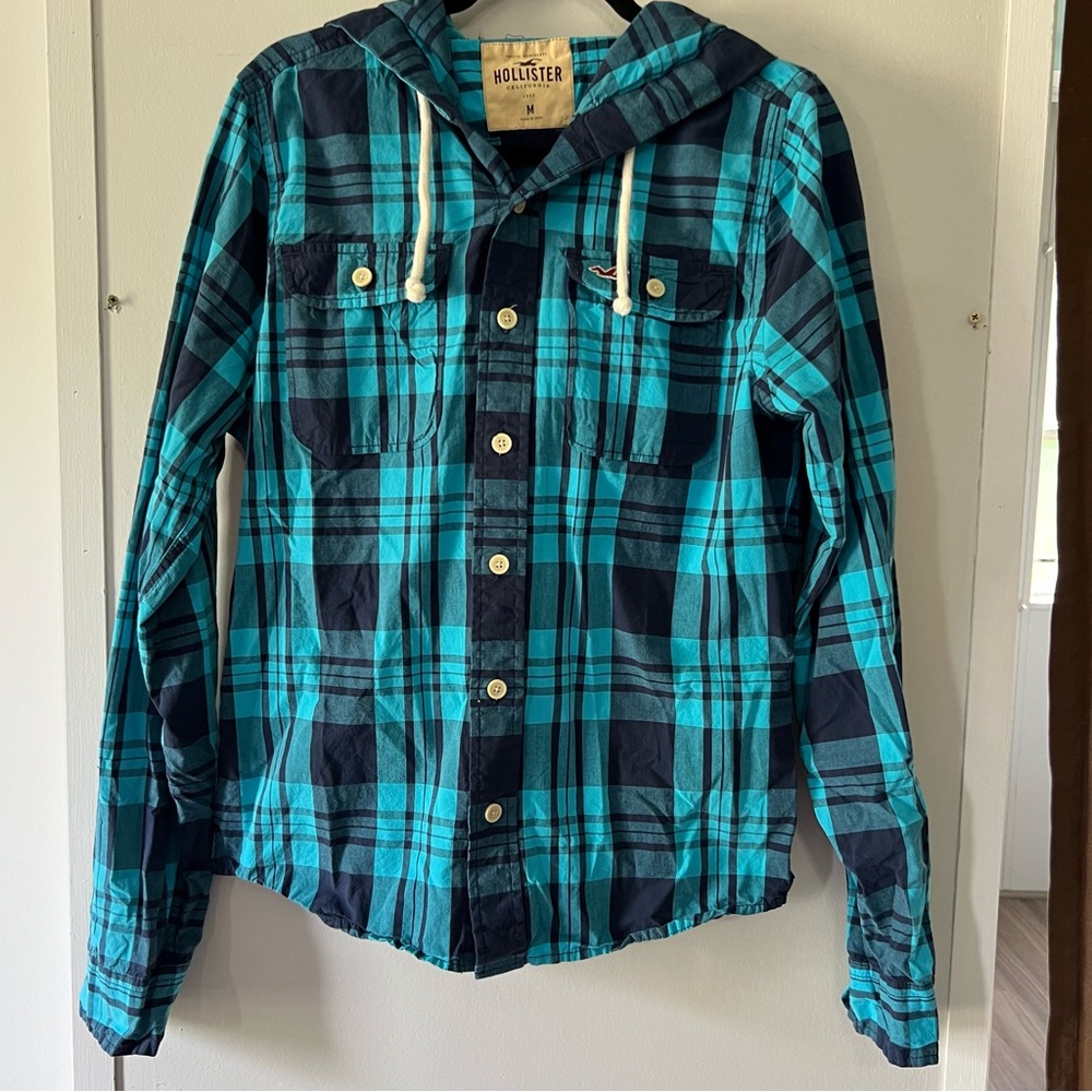 Hollister blue button-up shirt hoodie size medium NWOT